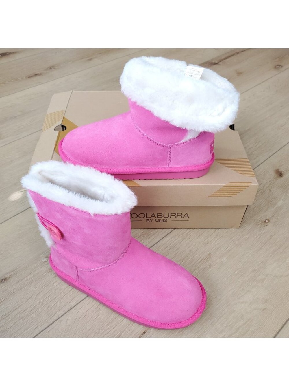 KOOLABURRA BY UGG Nalie Short Winter Boots Big Girls Size 4 Youth Pink Fur Lined